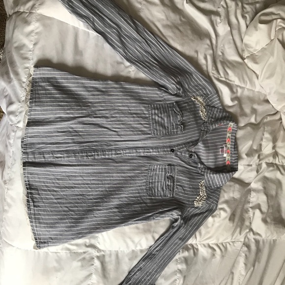 Flannel - Picture 2 of 5